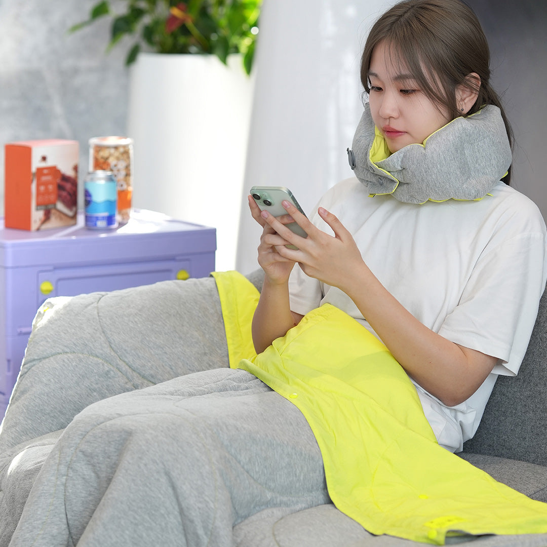 2-in-1 travel blanket & inflatable neck pillow combo