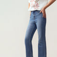 Load image into Gallery viewer, female's flared pants - NIO Life by Jordy
