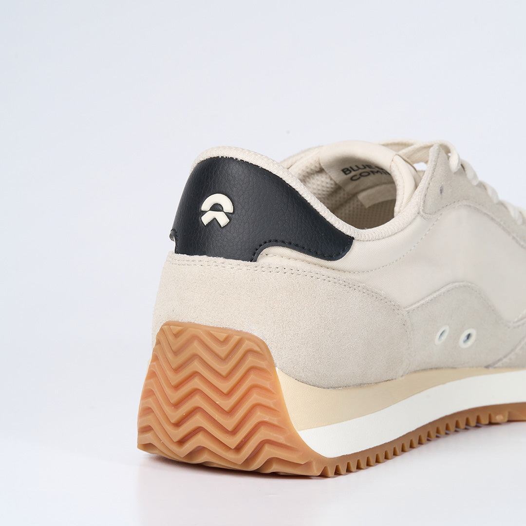 retro sport casual sneakers