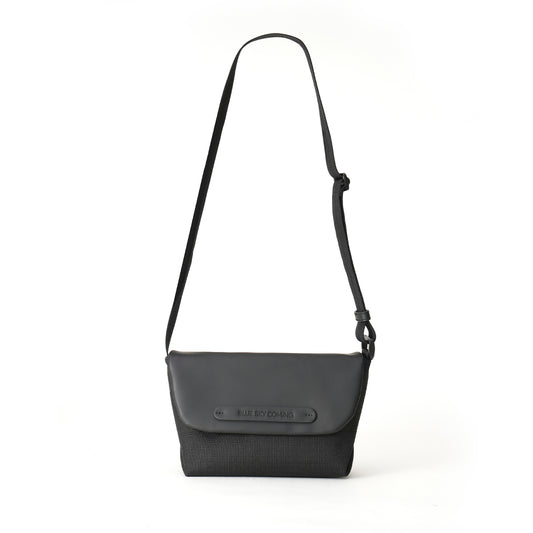 canvas messenger bag